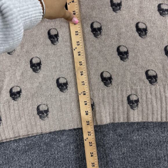 Skull Cashmere Sweater Womens Small Intarsia Skull Print Cream Crewneck Knit - Picture 9 of 11